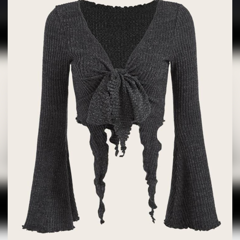 NWT Women's Grey Knit Cropped Tie Front Top